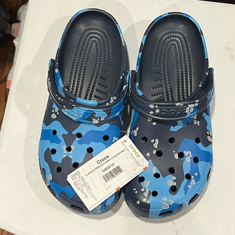 Crocs blue camo print